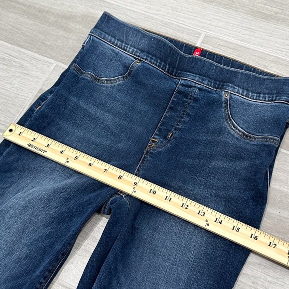 Spanx Distressed Ankle Skinny Jeans in Medium Wash Denim Women’s Size M - Picture 12 of 15